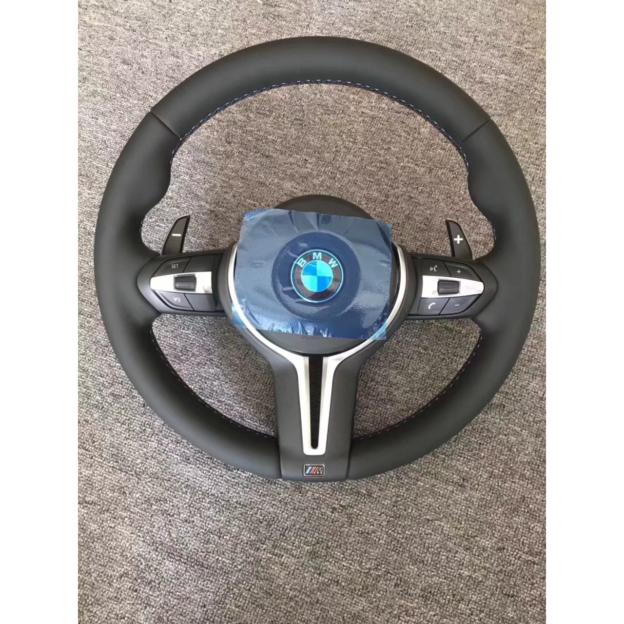 Nâng cấp vô lăng cho BMW M3 - Hình 1